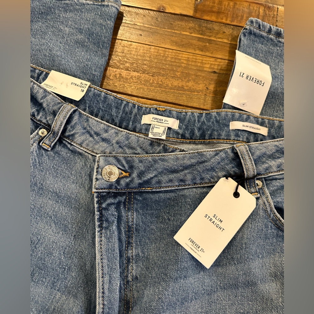 Forever 21 High Rise Slim Straight Jeans Diagonal Zipper Size 18 New With Tags - Picture 3 of 5